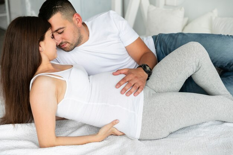 Cách gắn kết vợ chồng trong thai kỳ ngoài quan hệ tình dục