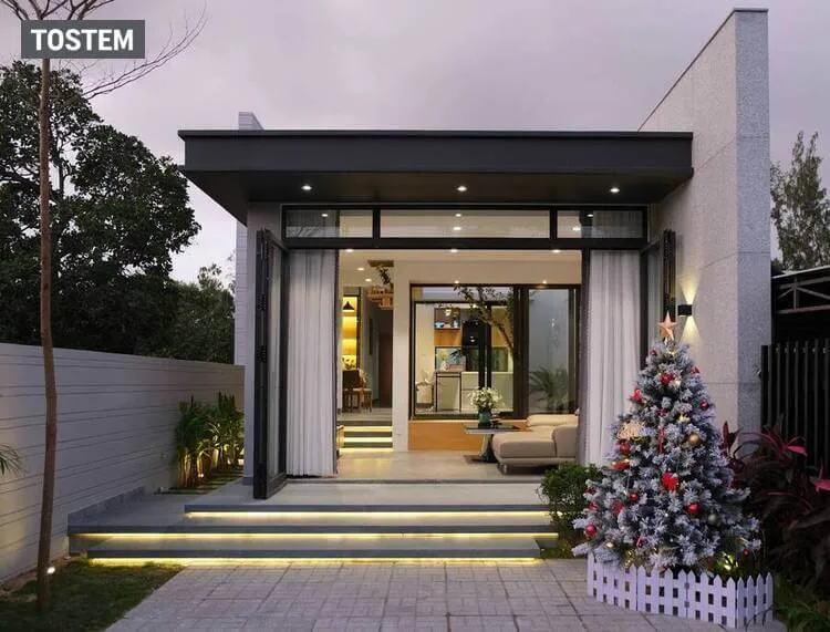 Nhà cấp 4 đẹp giá rẻ 300 triệu hiện đại với cửa kính toàn bộ mặt tiền