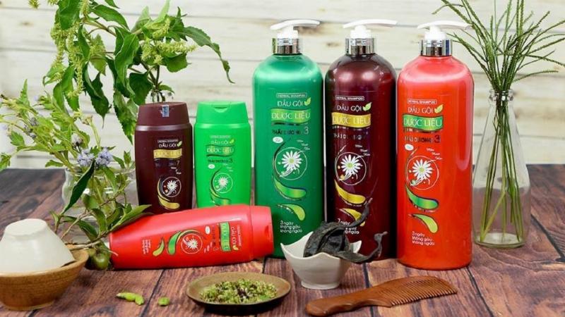 Dầu gội Thái Dương 7 với thành phần thảo dược quen thuộc trong việc chăm sóc tóc tại Việt Nam