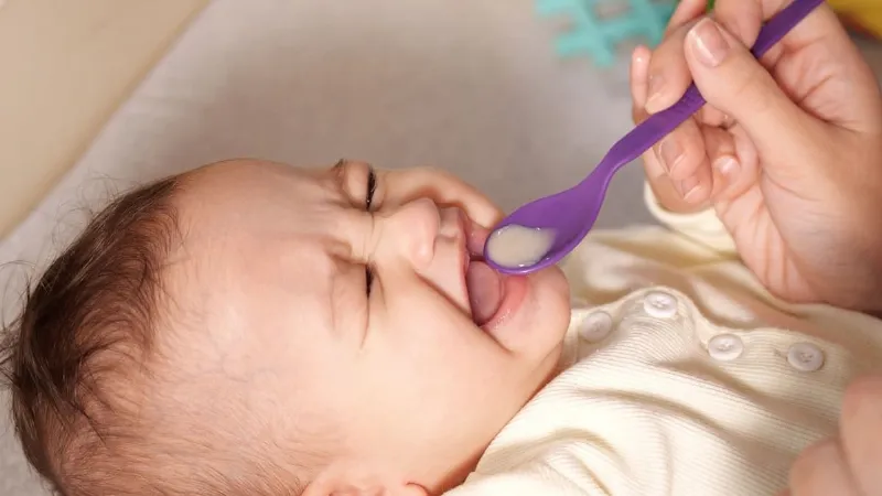Tư vấn bác sĩ về Prospan cho trẻ sơ sinh, đảm bảo an toàn và hiệu quả.