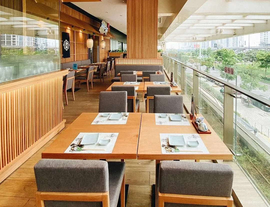 Nhà hàng Sushi Hokkaido Sachi với hải sản tươi ngon