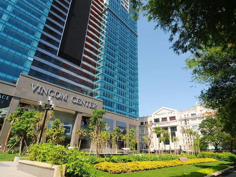 Tham quan Vincom Center Đồng Khởi vào ngày thường để tránh đông đúc