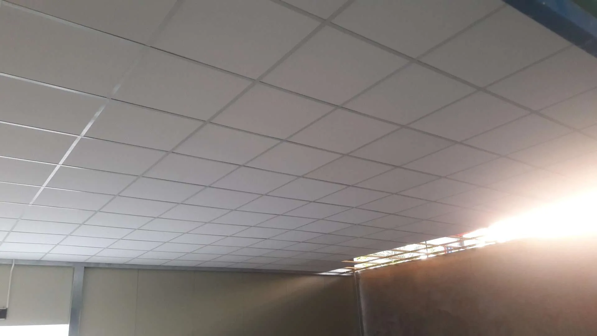 Mẫu trần thạch cao nổi phòng khách