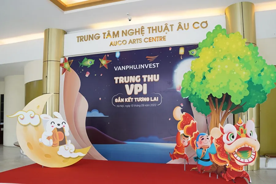 Bạt Hiflex là vật liệu quen thuộc được sử dụng trong nhiều sự kiện nhờ độ bền và màu sắc sinh động