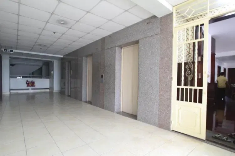 Hệ thống thang máy hiện đại, an toàn tại chung cư